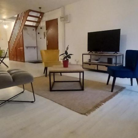 Patton II Apartment ปุนตามูซ็อง ภายนอก รูปภาพ
